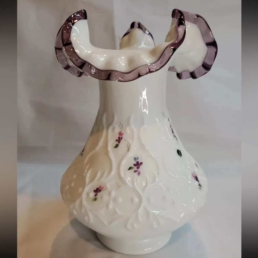 UV Reactive Signed Fenton Milk Glass Vase Spanish Lace Plum Crest Purple Flowers